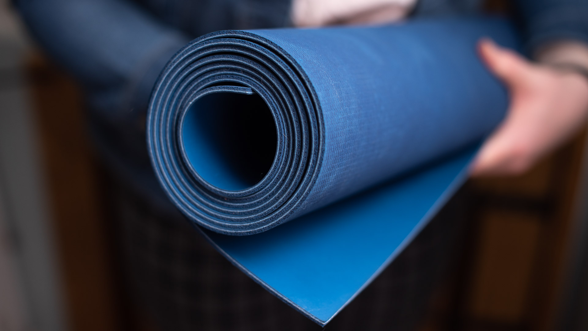 How to Choose the Best Yoga Mats For You post thumbnail image