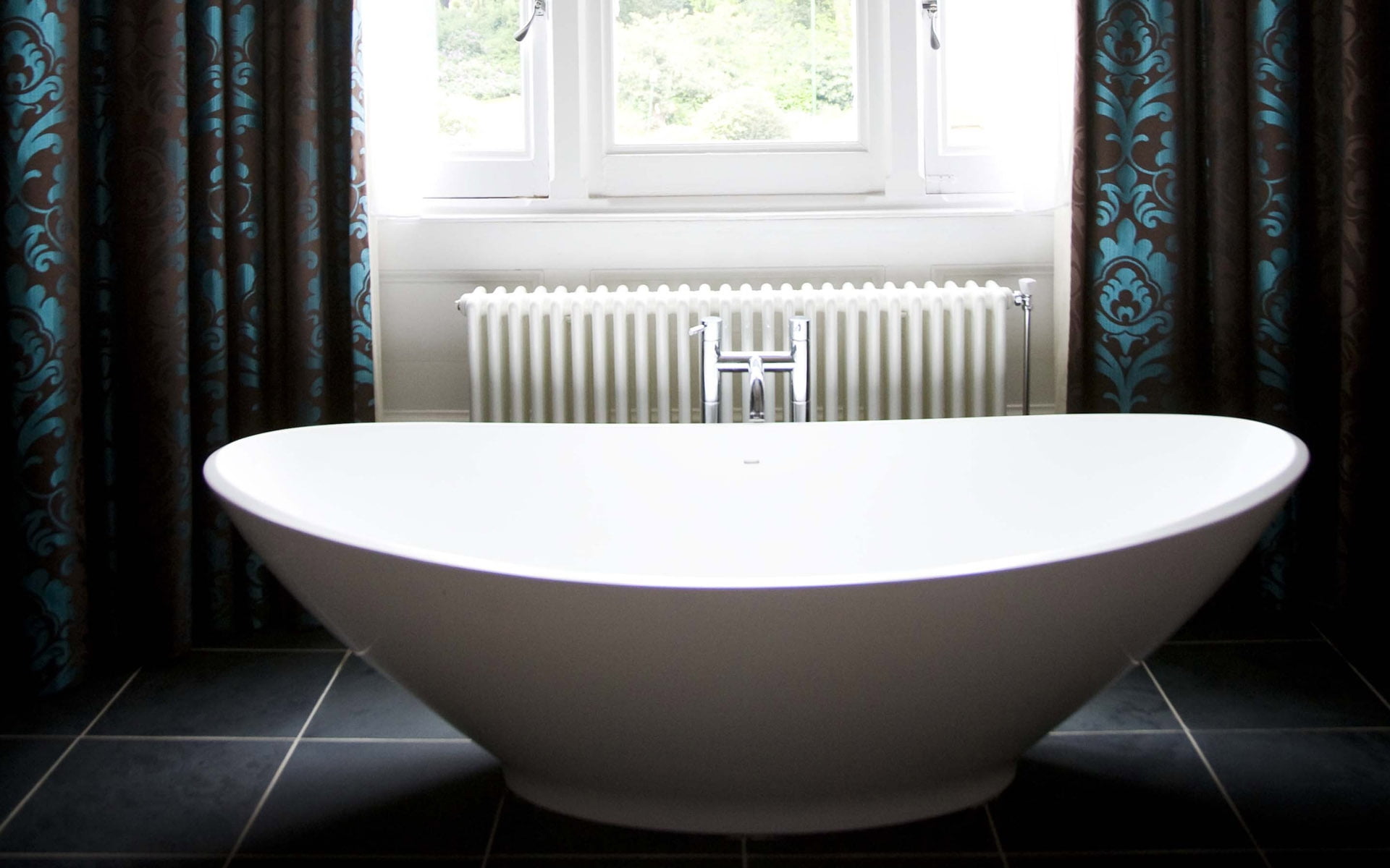 How to Make Your Bathroom More Relaxing: Tips and Tricks for a Calming Atmosphere post thumbnail image