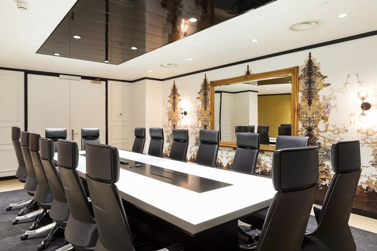 Luxury Redefined: Serviced Offices in Mayfair post thumbnail image